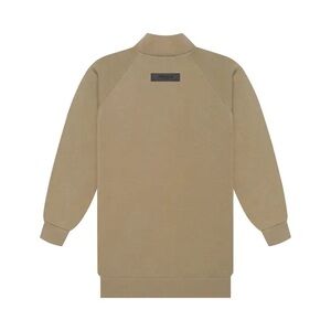 FEAR OF GOD ESSENTIALS
ESSENTIALS WOMEN'S 3/4 SLEEVE MOCKNECK - OAK M